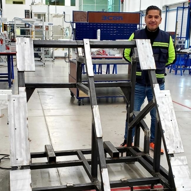 Fabricación de Fixture para ensamble de piezas automotrices. <BR>AWS Code D1.1.